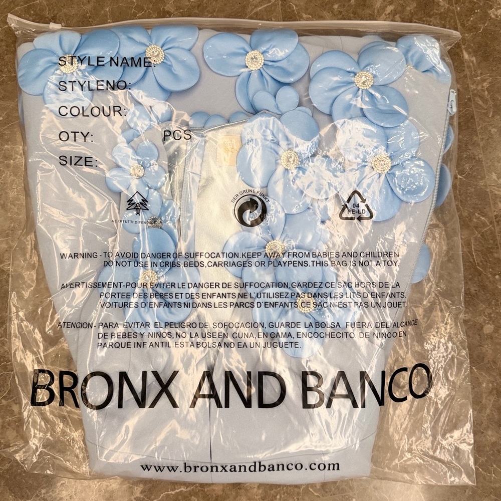 bronx and banco Light Blue Floral Appliqué V-Neck Mini Dress-RRP$895 - Picture 13 of 13
